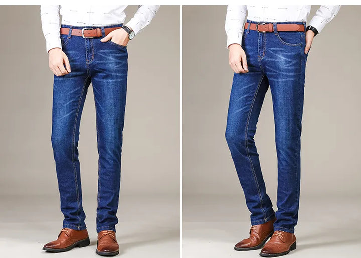 Trendy rechte heren jeans, rekbaar en comfortabel. Geschikt voor een actieve levensstijl.