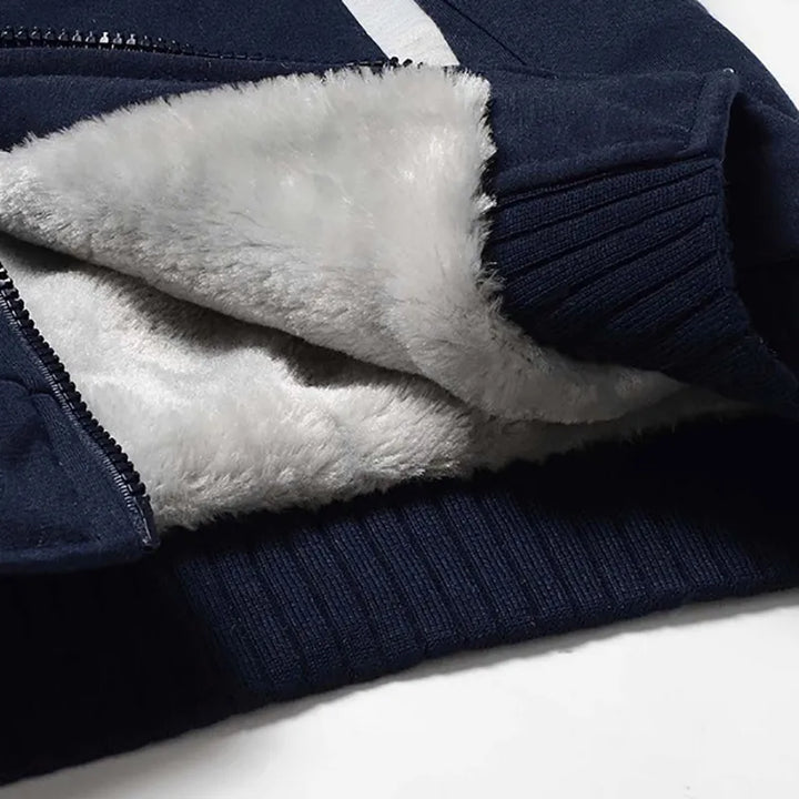 Functioneel heren capuchonjack, warm, ademend en veelzijdig voor sport, vrije tijd of woon-werkverkeer.