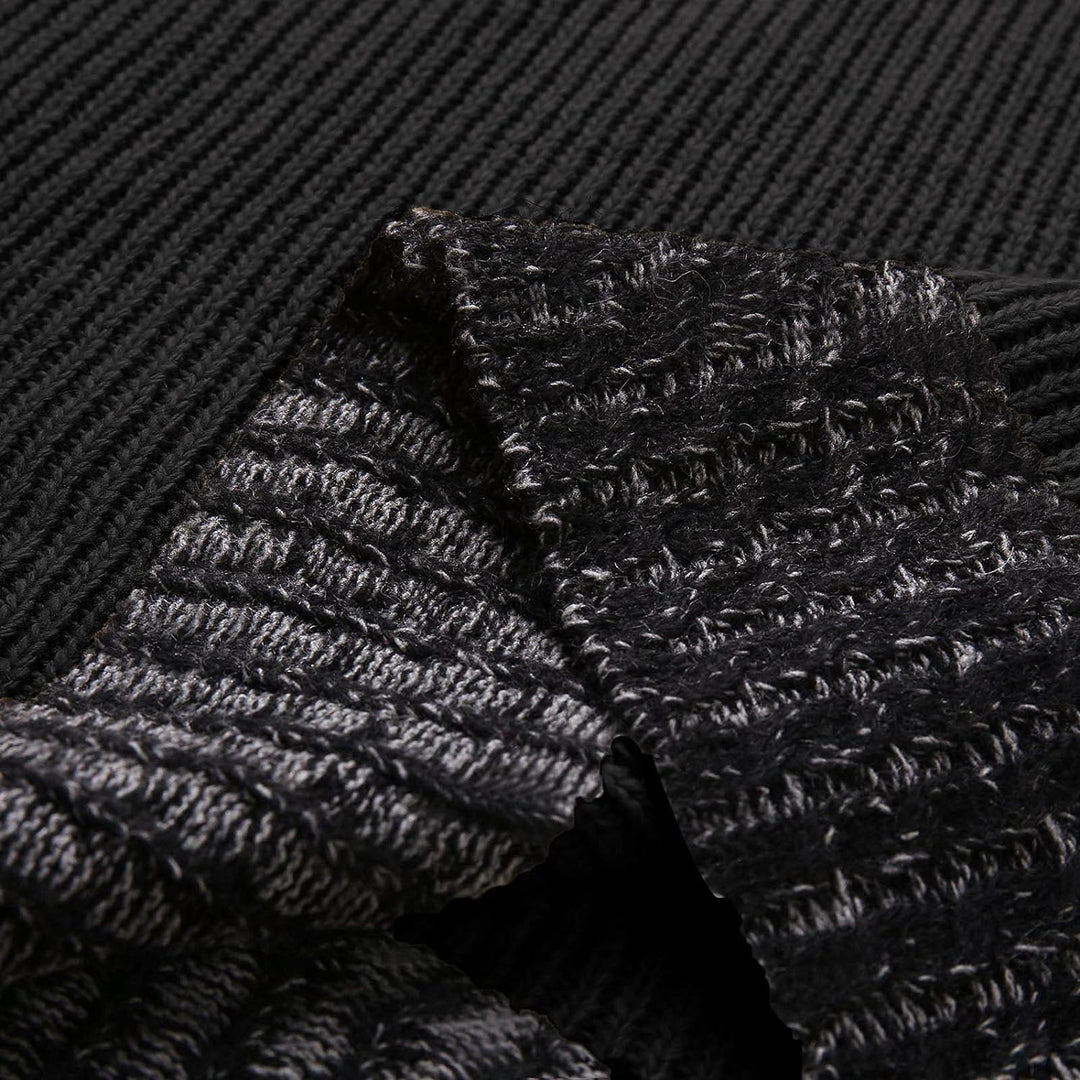 Zachte, comfortabele heren trui met hoge kraag. Vintage casual design, perfect voor stijlvolle heren mode.
