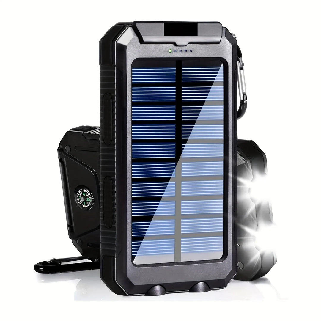Draagbare zonne-energie powerbank met heldere LED zaklamp voor outdoor avonturen en mobiel opladen.