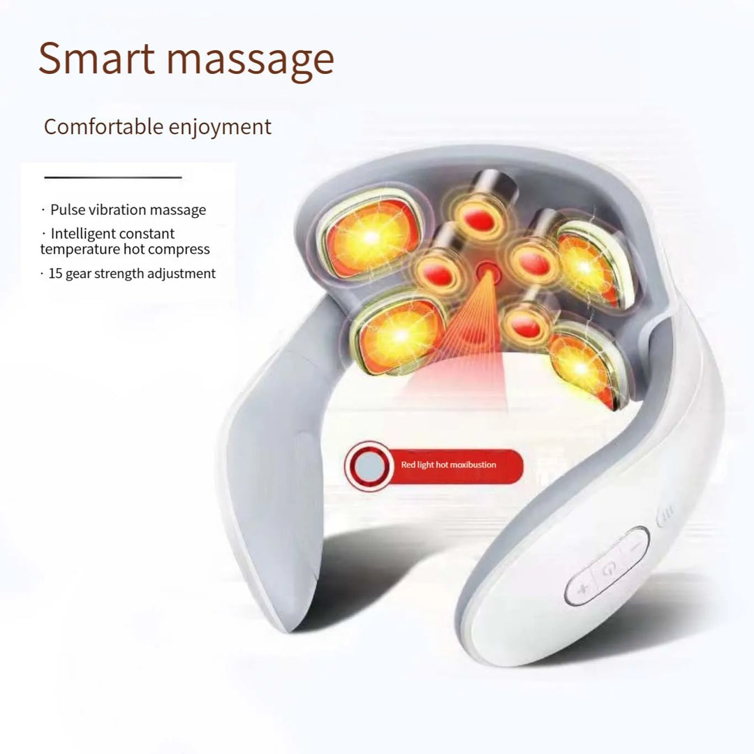 Gebruiker ontspant met draagbaar nek massageapparaat; ideaal voor stress vermindering en gezondheid.