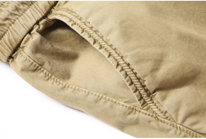 Heren streetstyle joggingbroek, cargo model, comfortabel & praktisch met zakken.