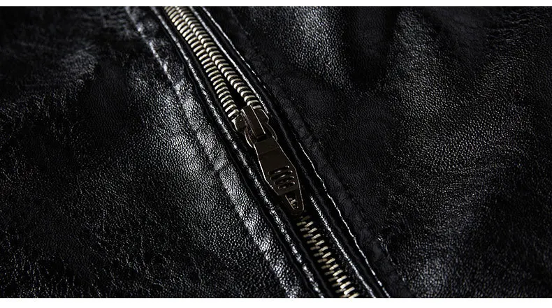 Casual heren winterjas in biker design, met comfortabele pasvorm. Ideaal voor grote maten herenmode.