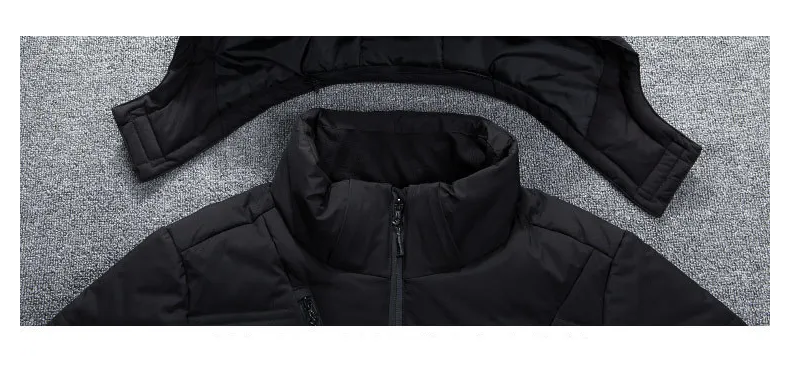 Ademende heren winterjas voor skiën, combineert comfort met functionaliteit.