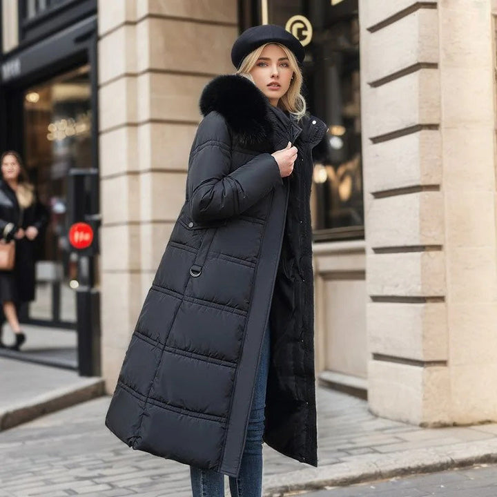 Luxe dames winterjas met rijke bontkraag, comfortabel warm en zeer stijlvol. Nieuw in mode.