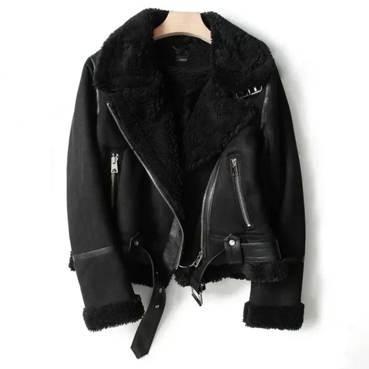 Stijlvolle bruine dames leren jas 'Naomi' met warme sherpa voering, ideaal als winterjas. Comfortabele mode bovenkleding.
