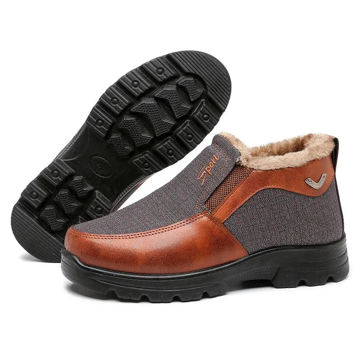 Bruine heren warme instap winterschoenen voor comfort en stijl op koude dagen.