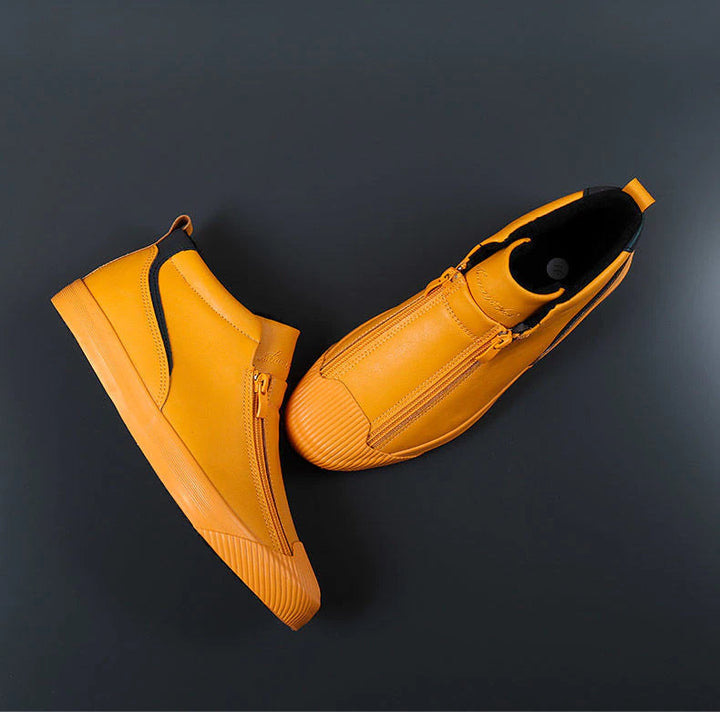 Gemakkelijke slip-on heren sneakers Noah met rits, comfortabel en snel aan te trekken.