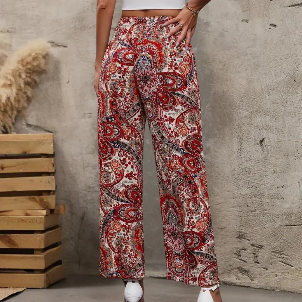 Hoymans dames broek met opvallend bohemian paisley patroon en trendy wijde pijpen, zeer comfortabel.