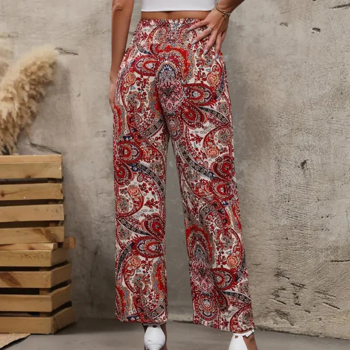Hoymans dames broek met opvallend bohemian paisley patroon en trendy wijde pijpen, zeer comfortabel.