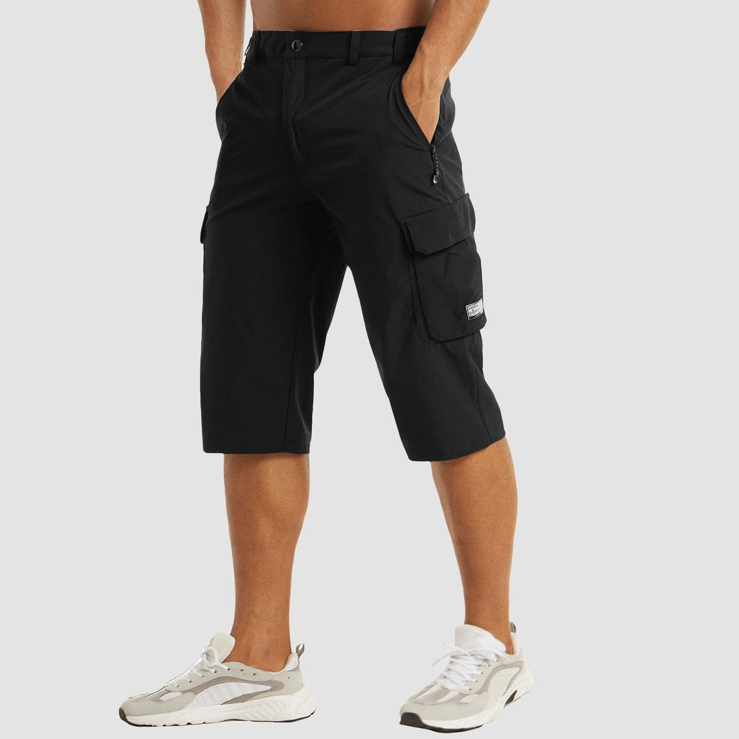 Detail van de handige cargozakken op de sneldrogende heren shorts Rowan.