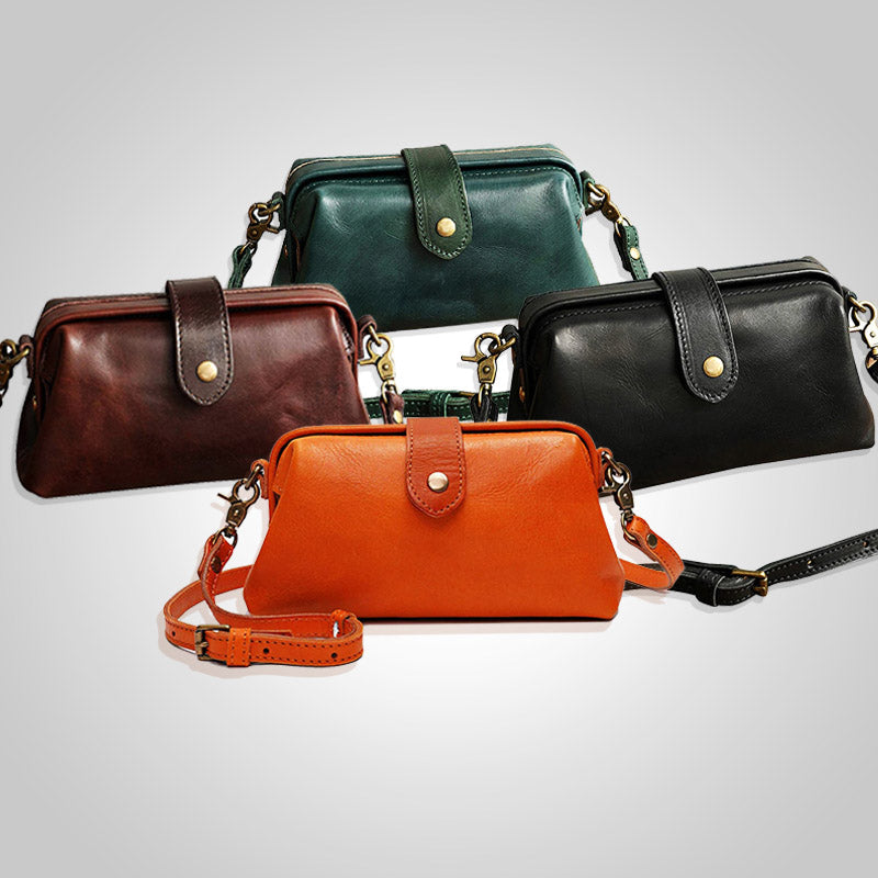 Modieuze dames schoudertas van leer, compact design en veelzijdig accessoire.