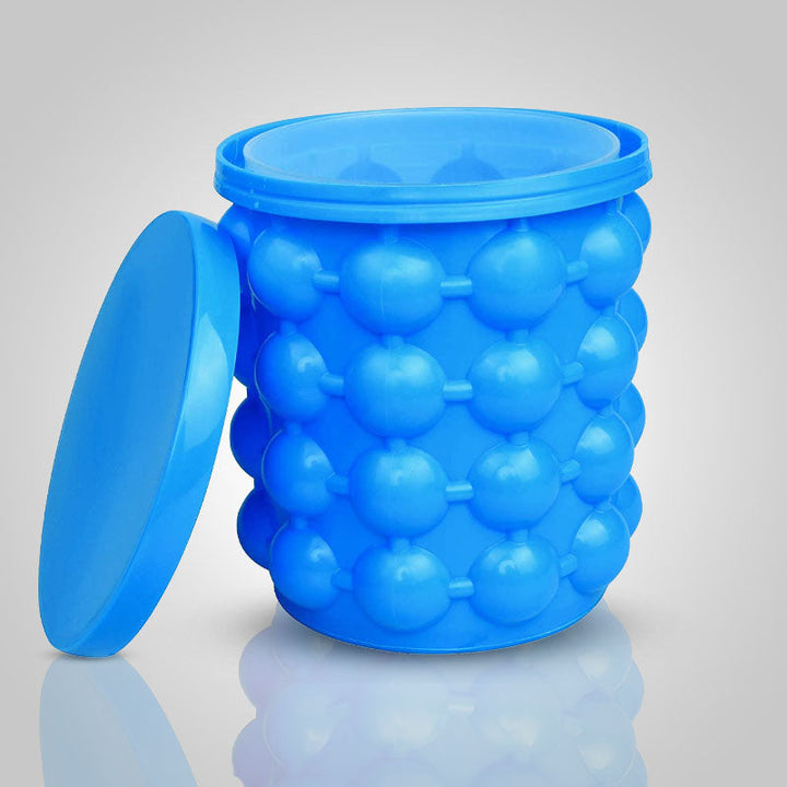 Geniet van heerlijk gekoelde drankjes met deze handige en compacte ijsemmer.