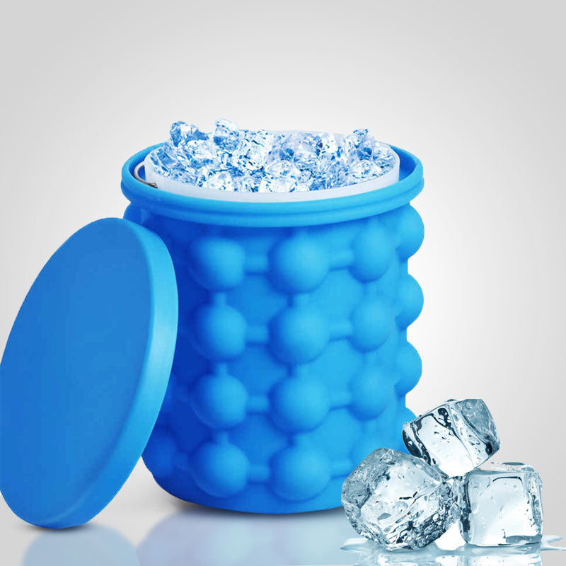 Compacte siliconen ijsemmer & ijsblokjesmaker; ideaal voor zomerse drankjes.