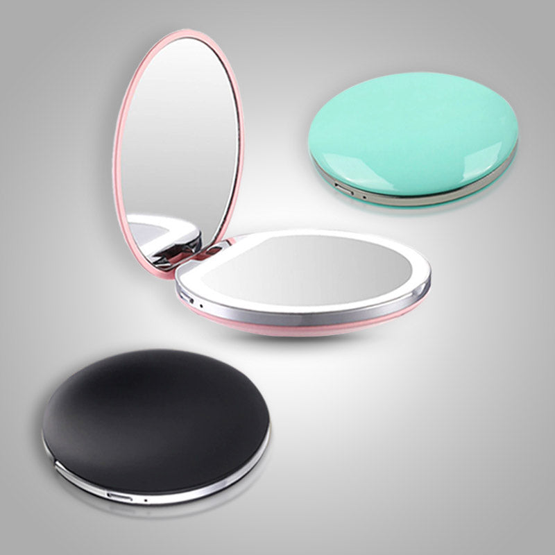 Heldere LED make-up spiegel met instelbaar licht, voor optimale schoonheidsverzorging.