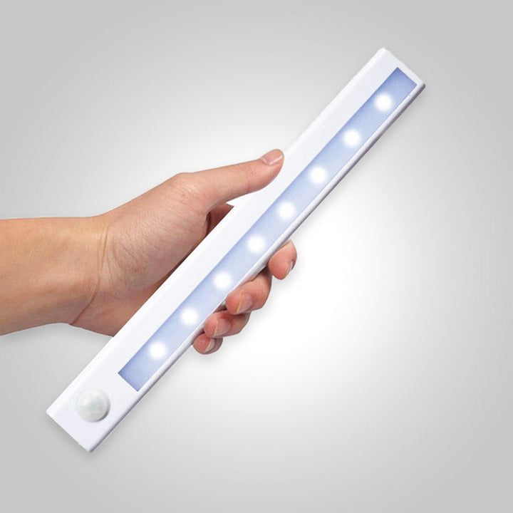 Oplaadbaar LED sensor licht; draadloze bewegingslamp voor kast.