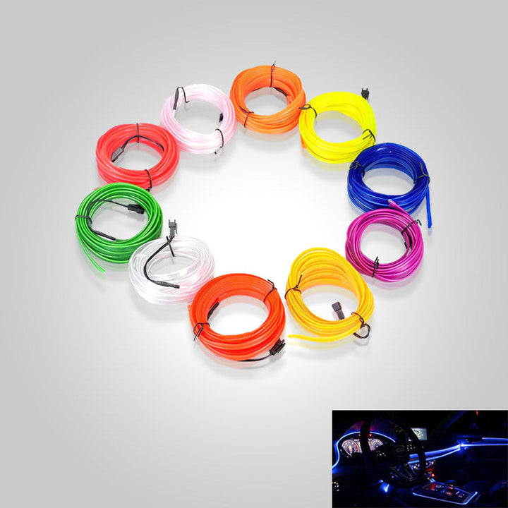 Koele blauwe neon sfeerverlichting in auto, futuristisch LED interieur met USB, ideaal voor tuning.