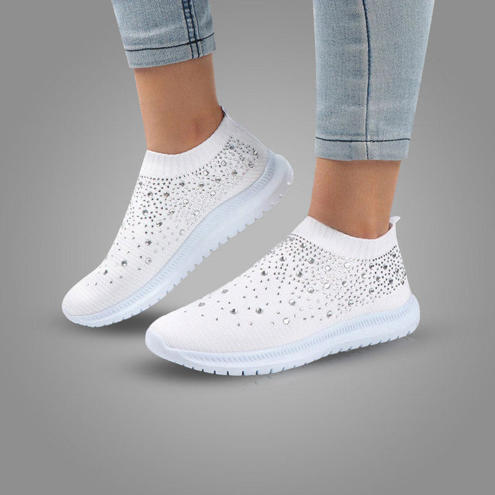 Elegante instap sneakers voor dames met bling details; casual en modieus.