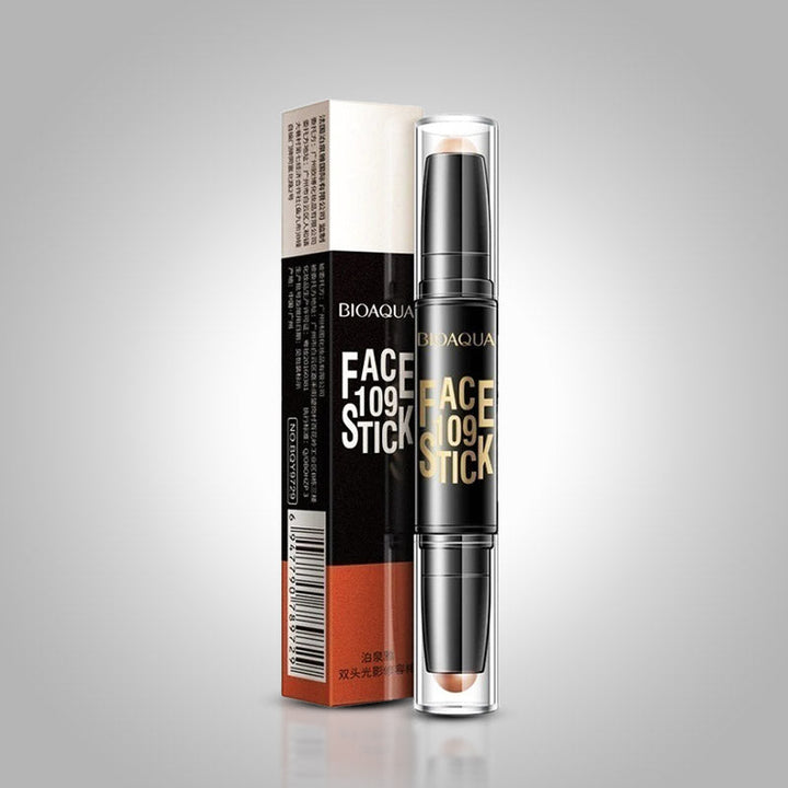Dames waterproof concealer pen in amandelkleur. Langhoudende make-up voor perfecte dekking.