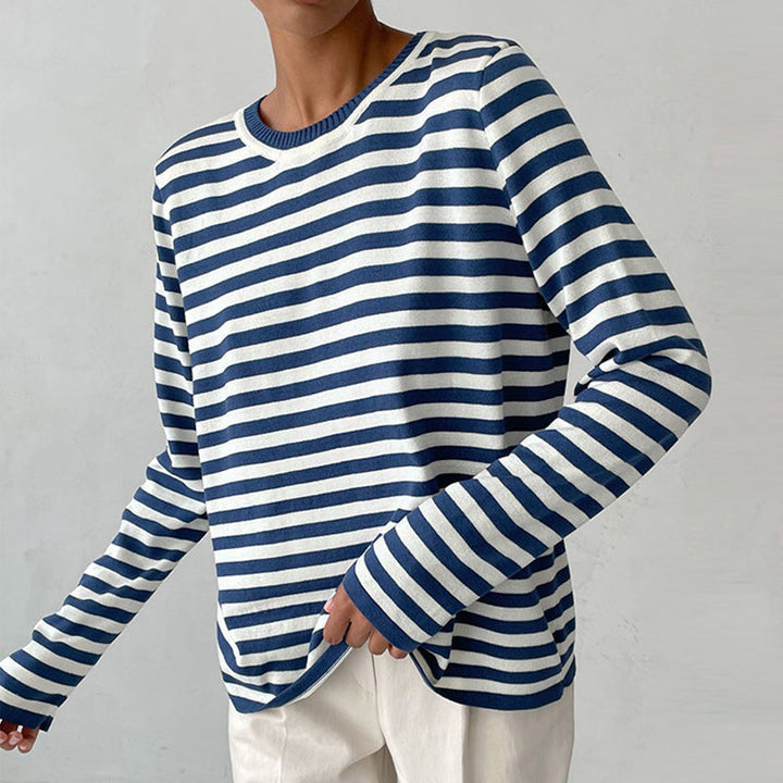 Zacht gestreept dames sweatshirt met ronde hals, comfortabele kleding voor elke dag.