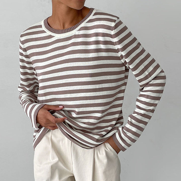 Stijlvol gestreept sweatshirt voor dames, ideaal voor ontspannen dagen of een casual lente outfit.