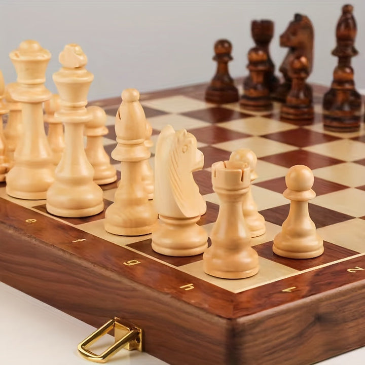 Hoogwaardige houten reisschaakset, draagbaar voor volwassenen. Geniet overal van schaken met dit luxe bordspel.