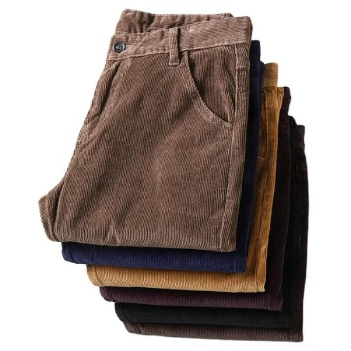 Comfortabele Mave heren corduroy broek in diverse kleuren (bruin, zwart), rechte pasvorm.