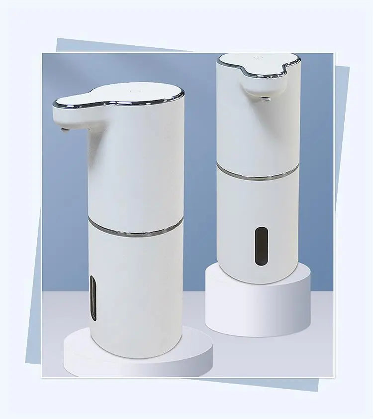Praktische contactloze schuimzeepdispenser, wit, modern design voor hygiëne in elk huishouden.
