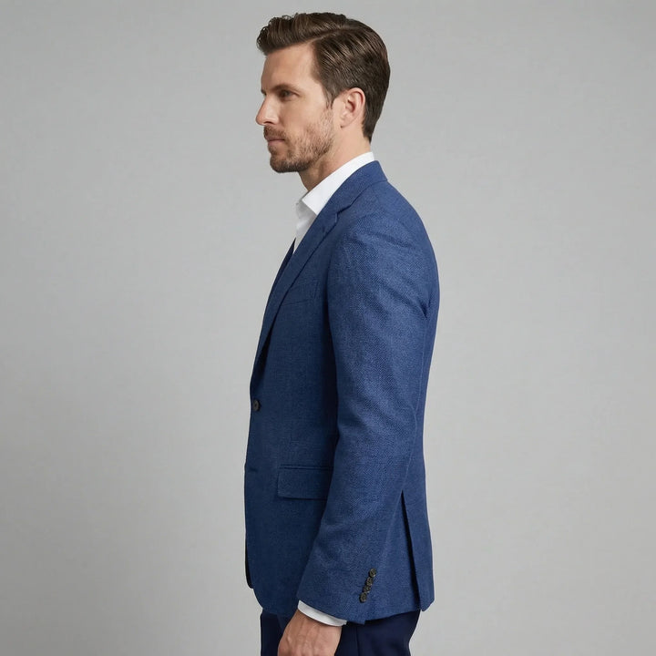 Stijlvolle zwarte single-breasted heren blazer met knopen. Ideaal voor casual zomeravonden. Chic.