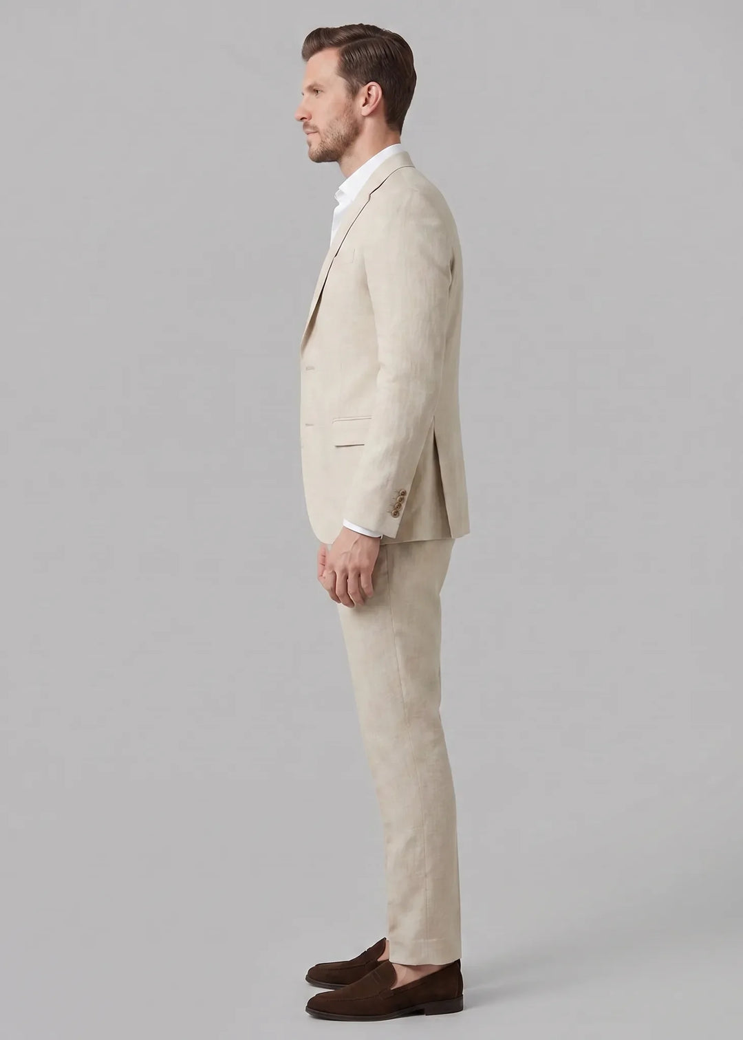 Stijlvol beige slimfit herenpak voor lente en zomer. Perfect als formeel pak voor bruiloften of zakelijke meetings.