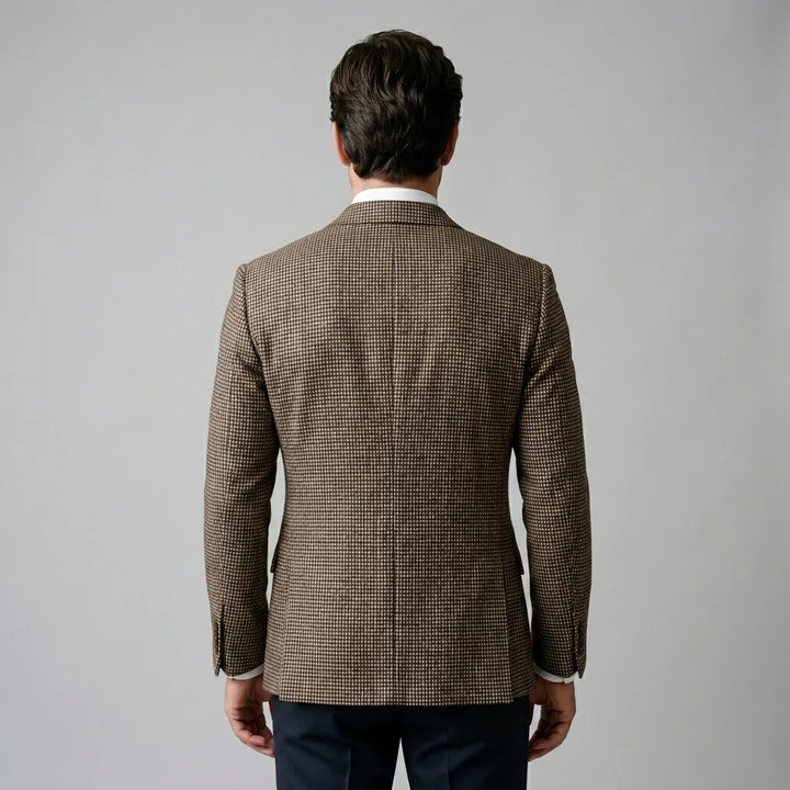 Moderne herenblazer, double-breasted model met tijdloos ruitpatroon, perfect voor stijlvolle mannen.