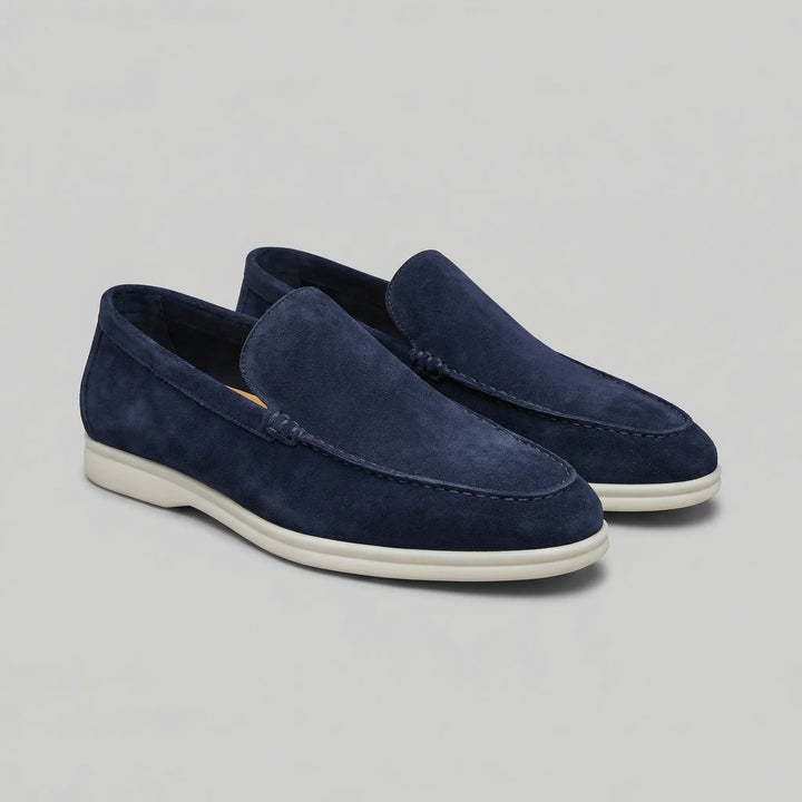 Lichtgewicht beige loafers, comfortabele slip-on schoenen voor de lentemode.