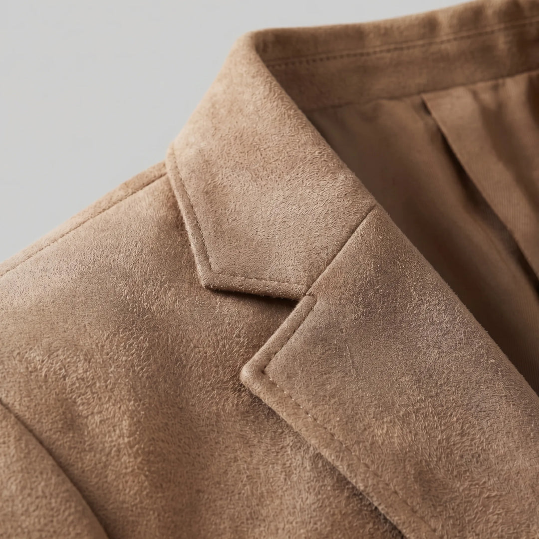 Veelzijdige heren blazer, slim fit, V-hals, getoond van achteren, accentueert pasvorm.