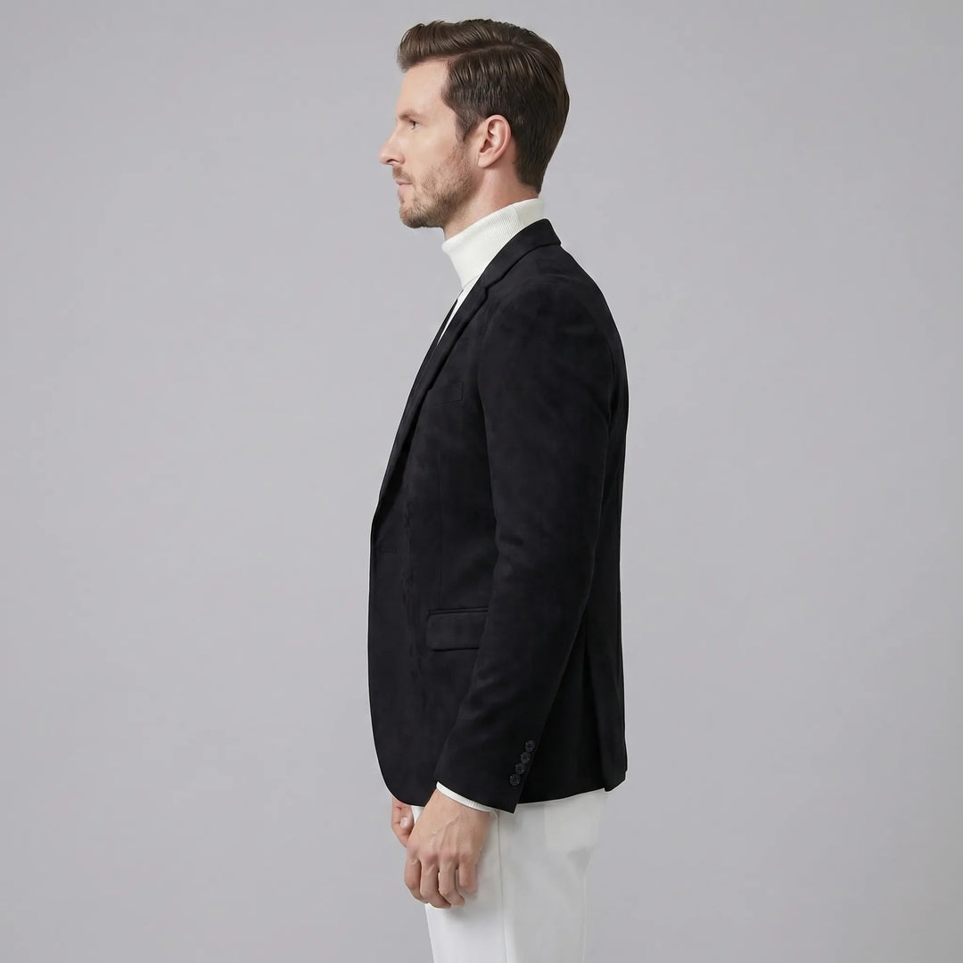 Model draagt een comfortabele heren slim fit blazer met V-hals, casual chic.