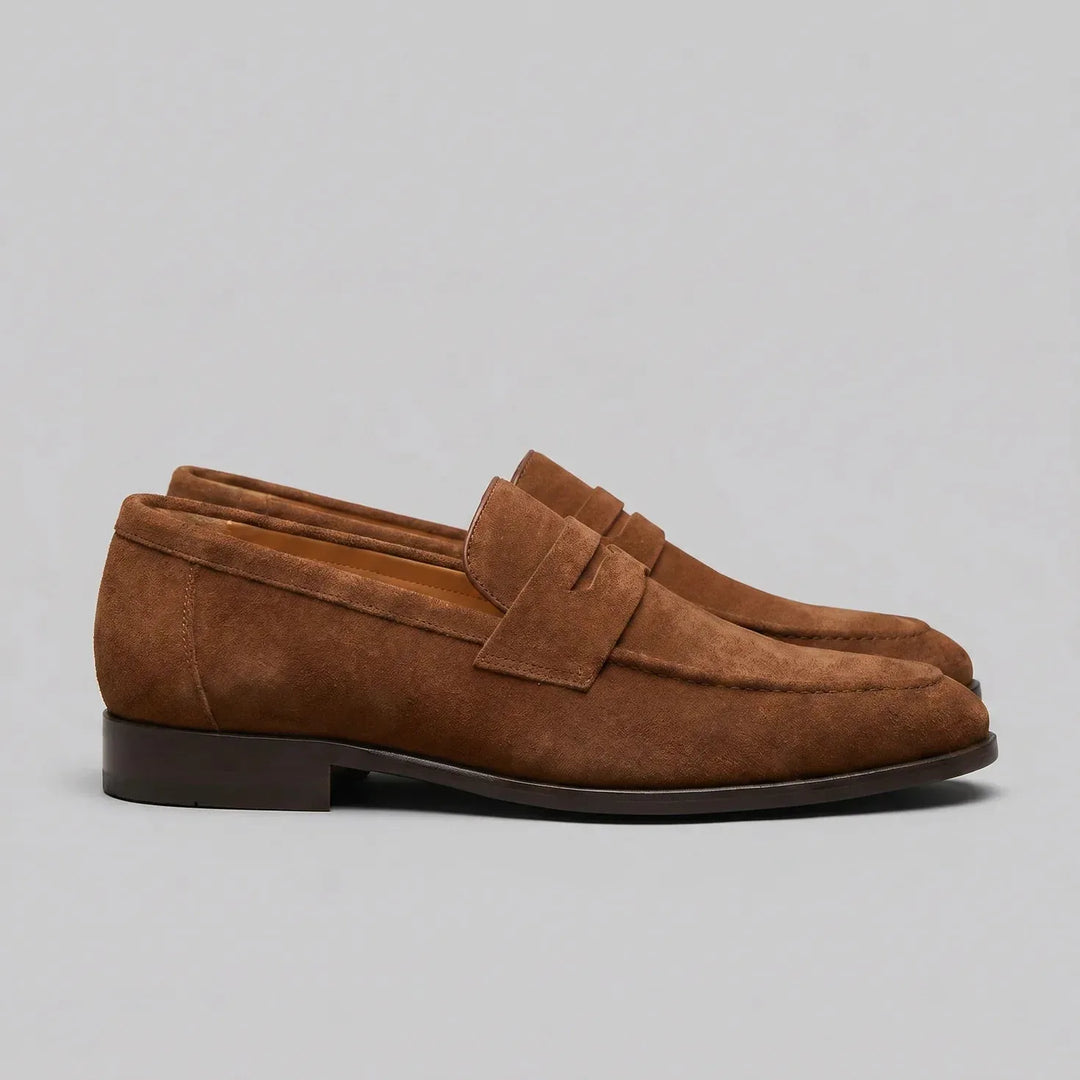 Bruine heren penny loafers, geschikt voor een smartcasual en nette look, met hoog comfort.