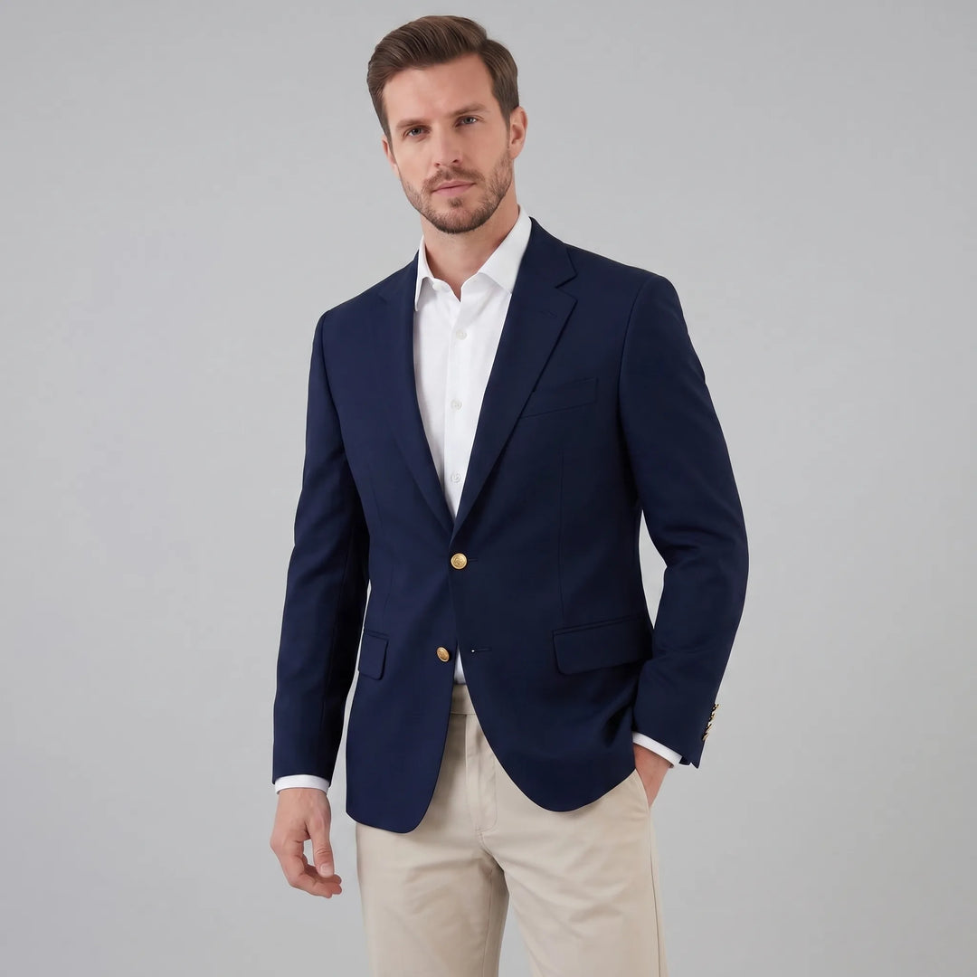 Marineblauwe heren blazer, elegant en stijlvol, perfect voor elke gelegenheid. Gestructureerd voor een nette look.