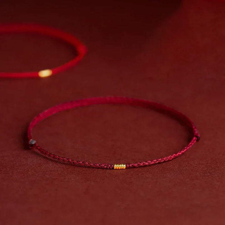 Spirituele harmonie armband met Tibetaanse zegen; handgemaakt design voor welzijn en meditatie. Unisex model.