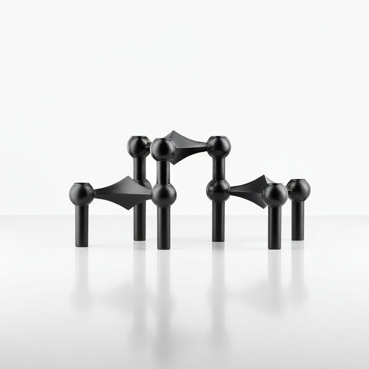 Flexibele modulaire tafeldecoratie set, personaliseerbare kaarsenhouder voor sfeer. Modern design woonaccessoire.