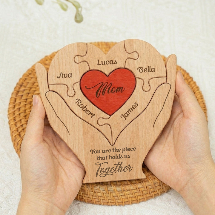 Unieke gepersonaliseerde familiepuzzel van hout, ideaal als decoratie en bijzonder geschenk voor familie en moeders.