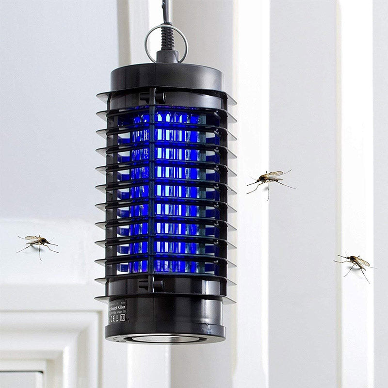 Stille elektrische muggenlamp met UV-licht vangt muggen effectief. Essentieel voor een muggenvrij huis en tuin.