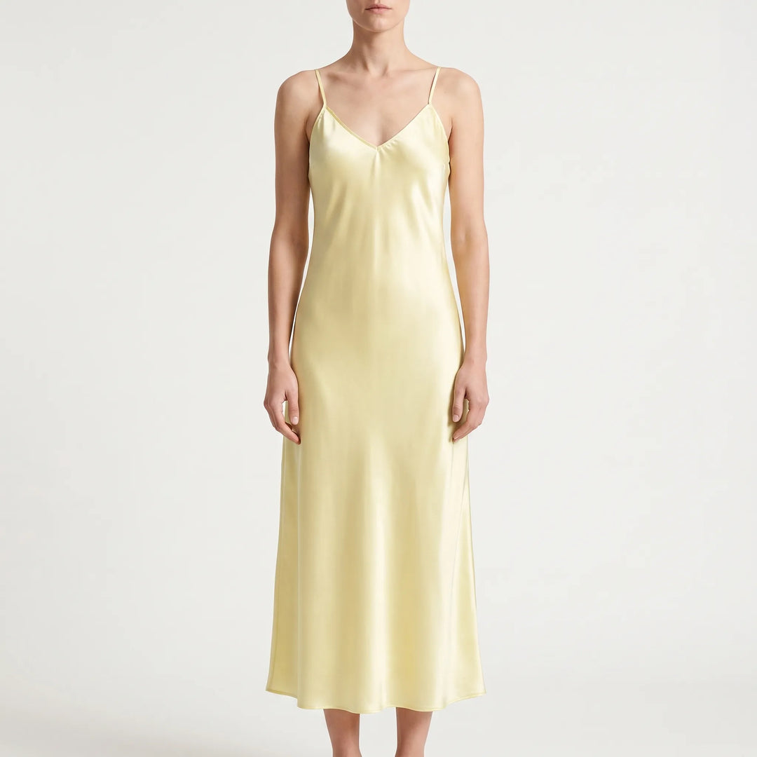 Zomerse glanzende slipdress voor dames, V-hals, enkellang; comfortabele feestjurk.