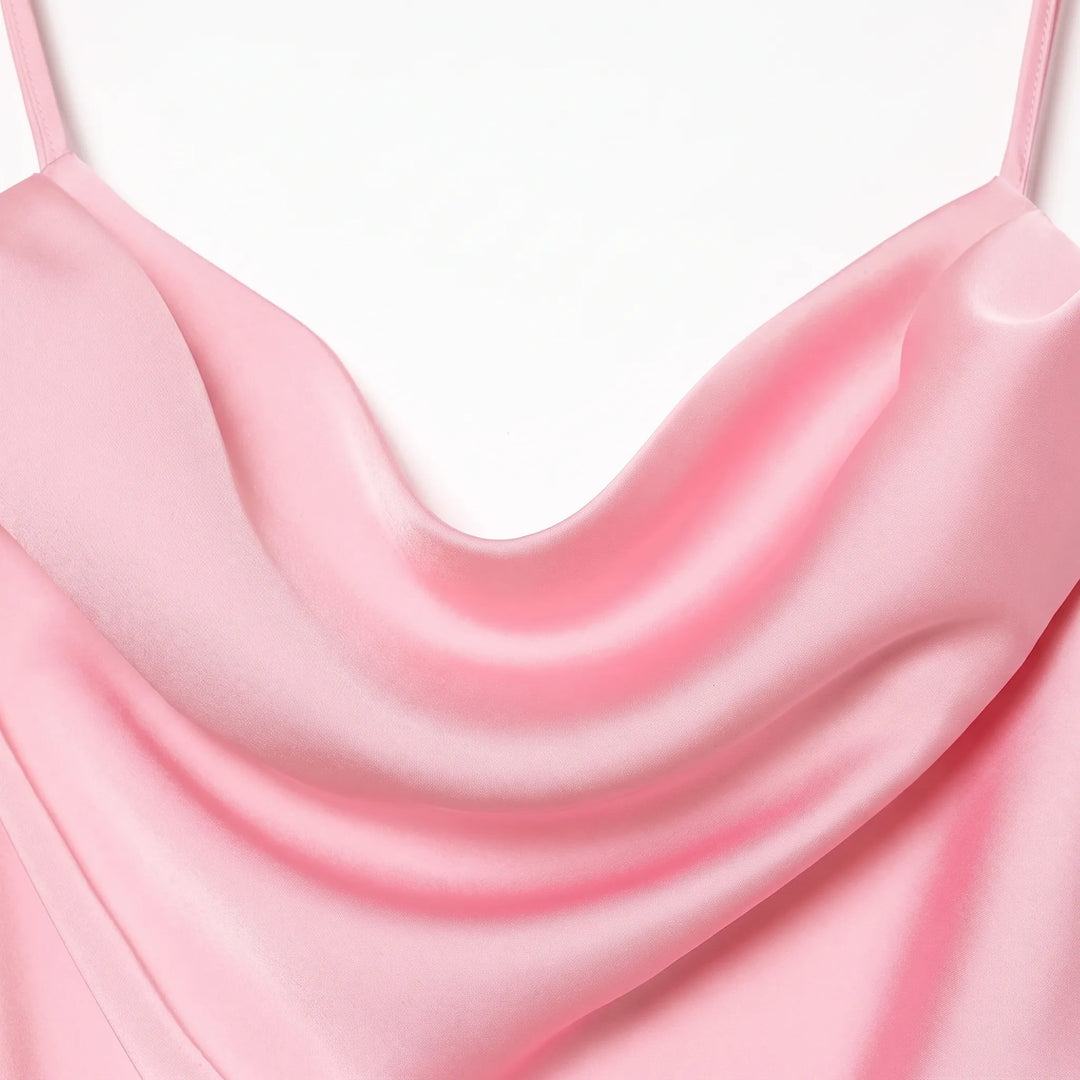 Mooie dames slipdress met vloeiende watervalhals, ideaal als elegante avond- of zomerjurk.