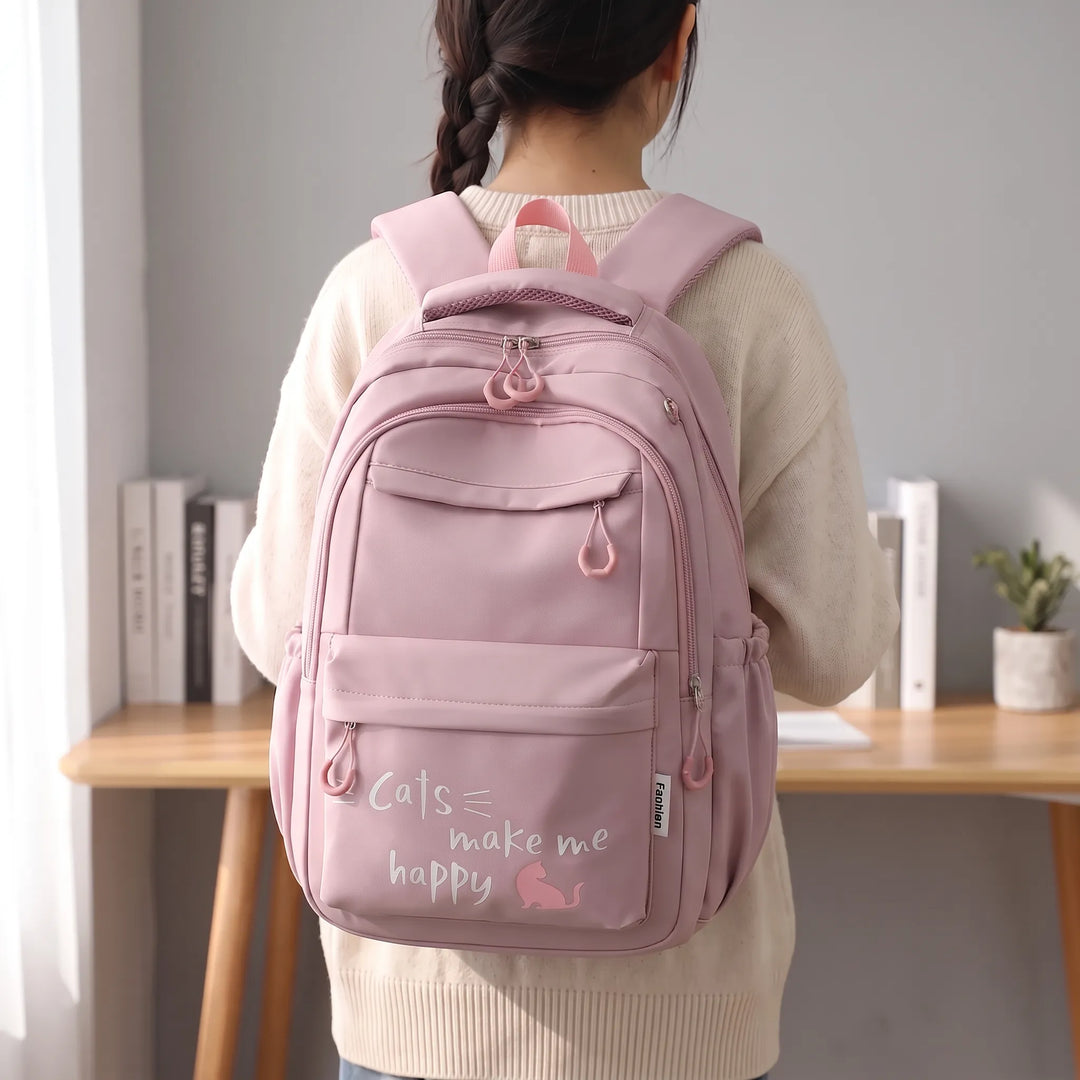 Multivak schoolrugzak voor georganiseerde spullen. Comfortabel, duurzaam nylon. Perfect voor school en dagelijks gebruik.
