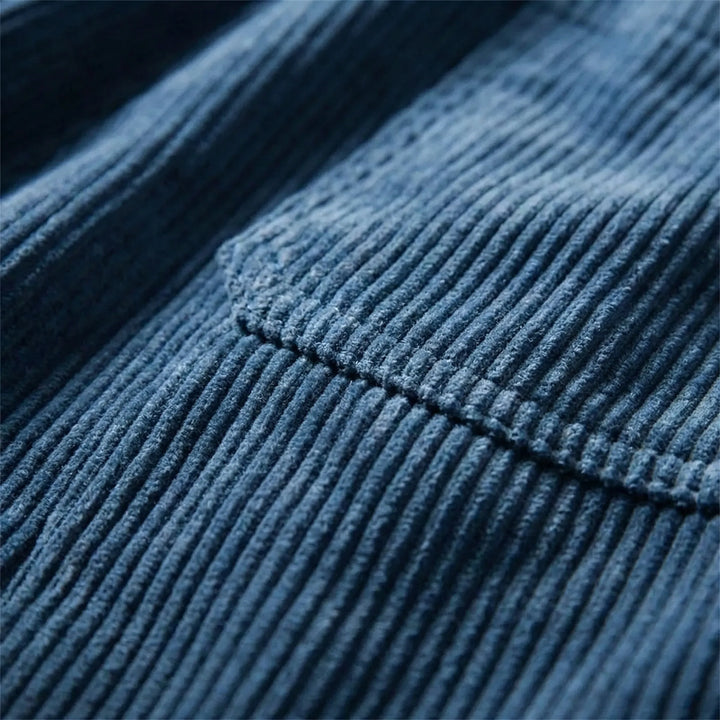Stijlvolle heren shorts in retro stijl, voorzien van praktische meerdere zakken, een must-have voor herenmode.
