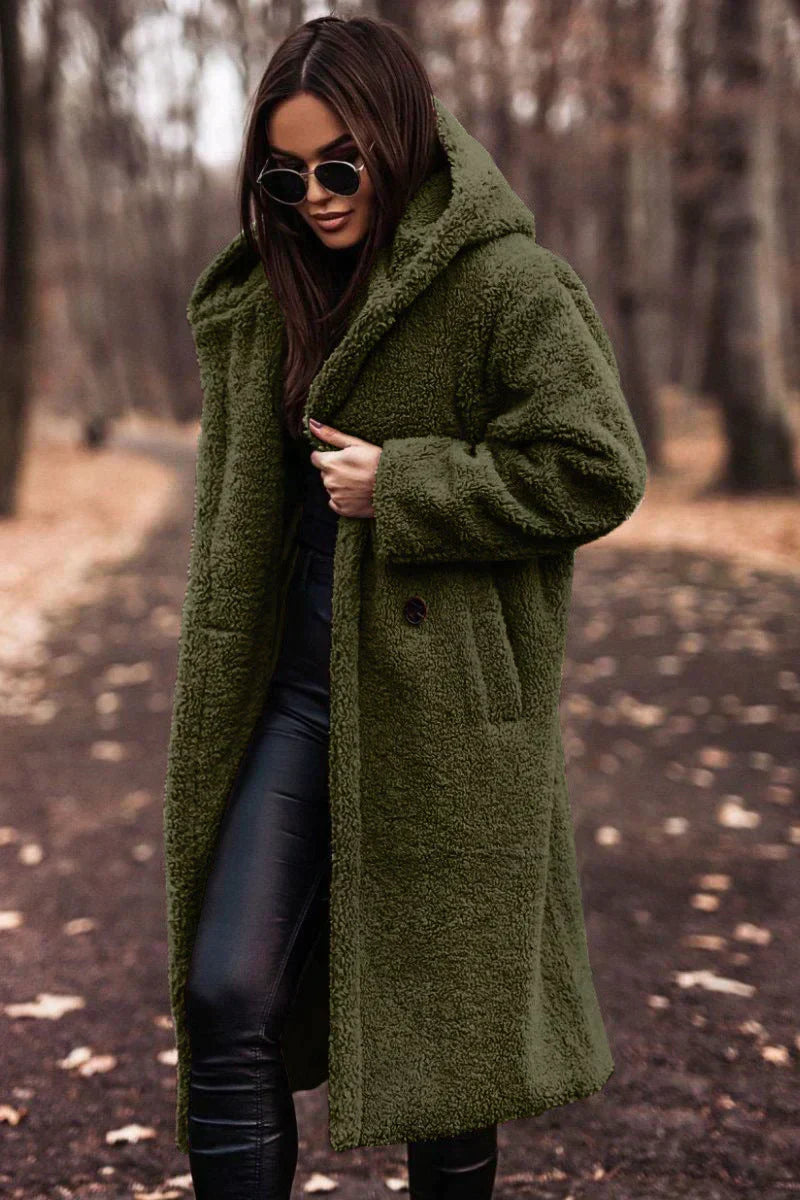 Elegante, casual oversized teddyjas met capuchon voor dames. Deze warme lange winterjas biedt ultiem comfort en stijl.