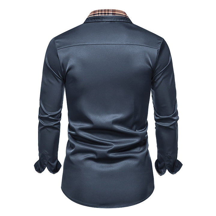 Zakelijk slim fit herenoverhemd, creëert een nette en professionele uitstraling. Ideaal voor herenmode.