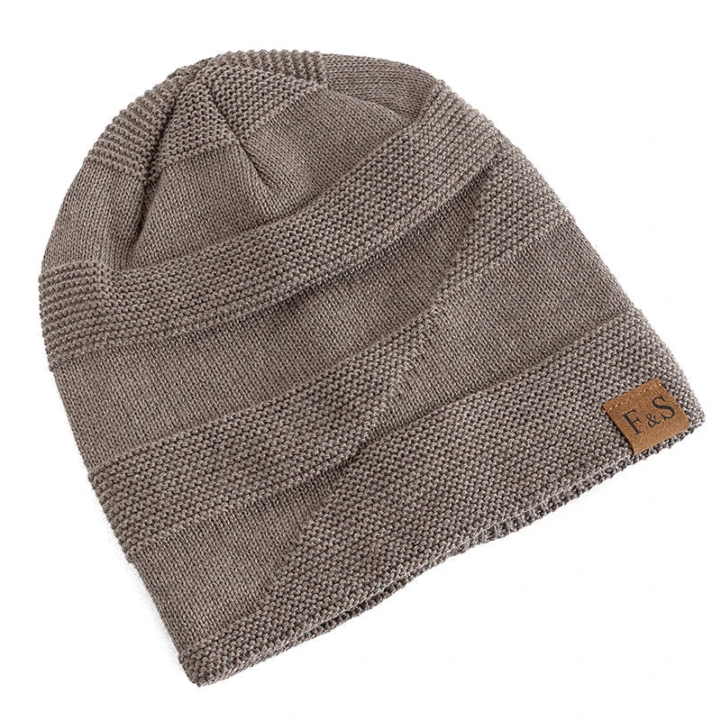 Kaki heren winter muts, comfortabel en warm. Een trendy slouch model, perfect voor de koudere dagen.