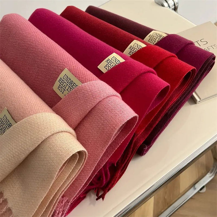 Luxe wollen sjaal, heerlijk zacht en warm. Het perfecte winter cadeau.