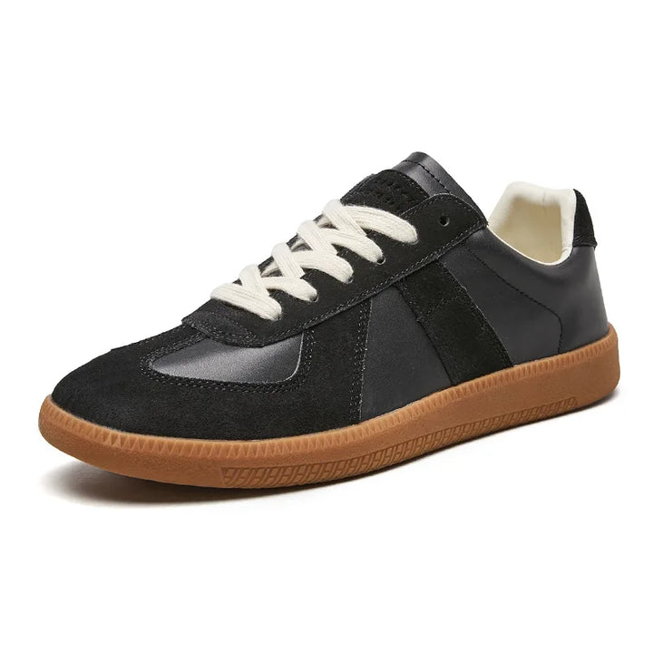 Heren retro sneakers met dikke zool. Stijlvolle vrijetijdsschoenen voor comfortabele casual look.