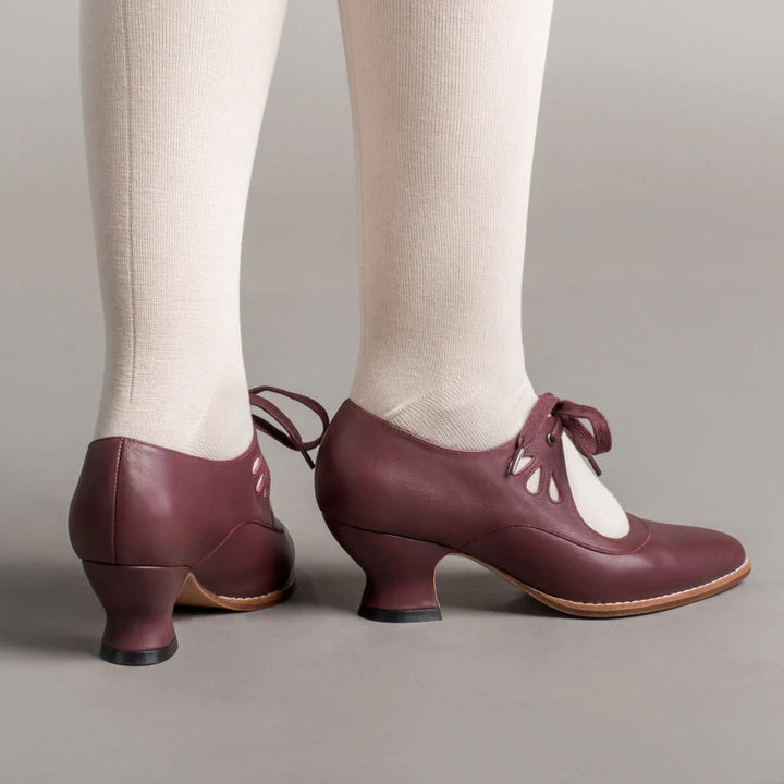 Comfortabele Viviana lederen pumps, ontworpen voor dames met behoefte aan voetondersteuning.